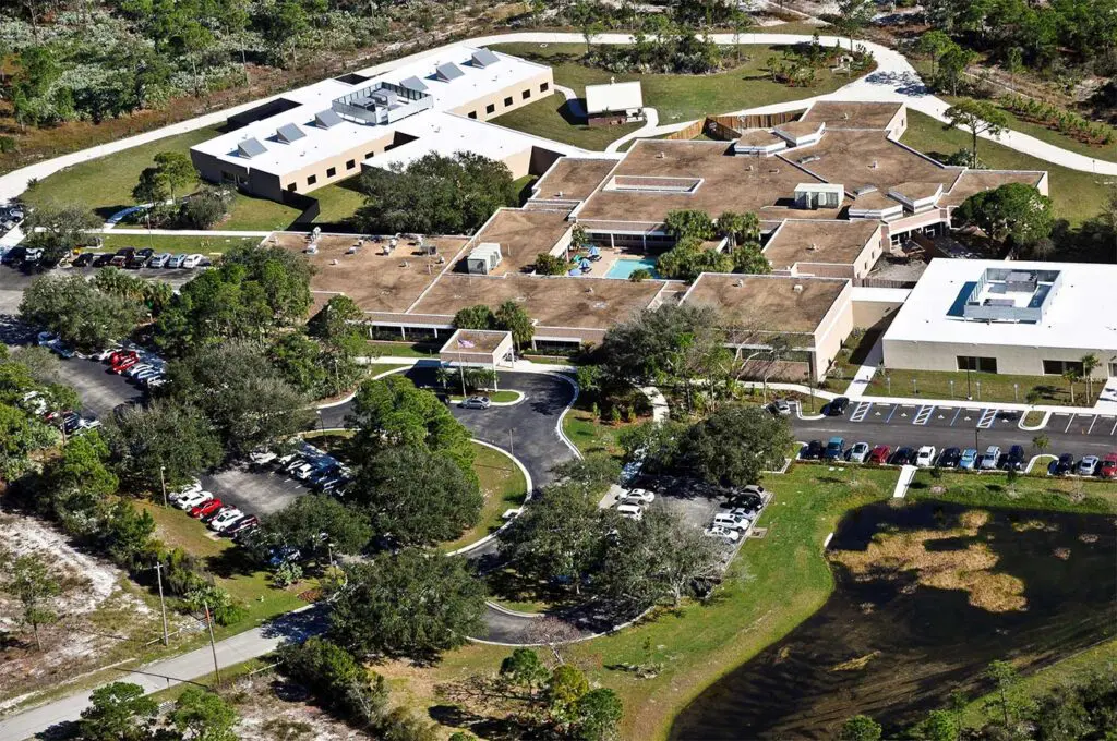 01-SandyPines-Aerial Programs & Services at Sandy Pines Residential Treatment Center
